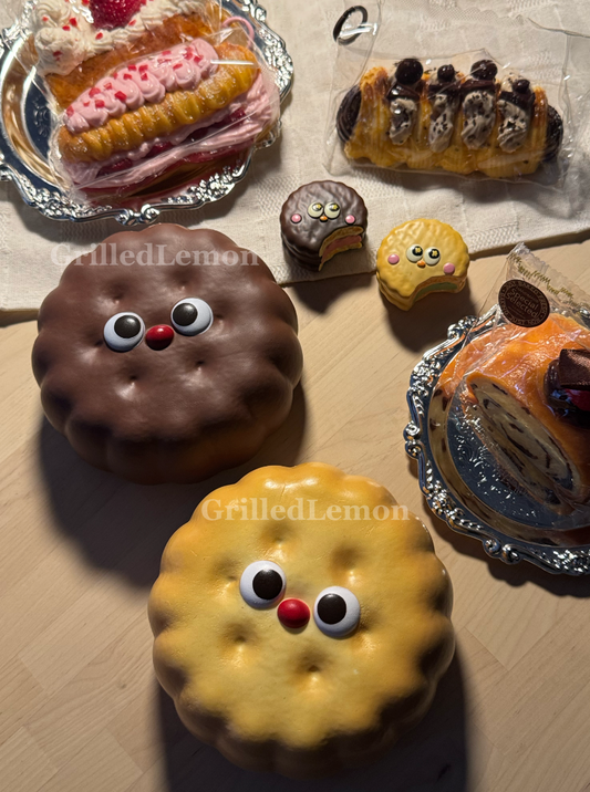 Jumbo Realistic RedNose Butter Chocolate Cookie Squishy
