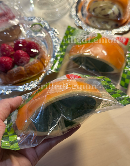 2 Flavours! Realistic Japanese Matcha Cocoa Cream Dorayaki Squishy