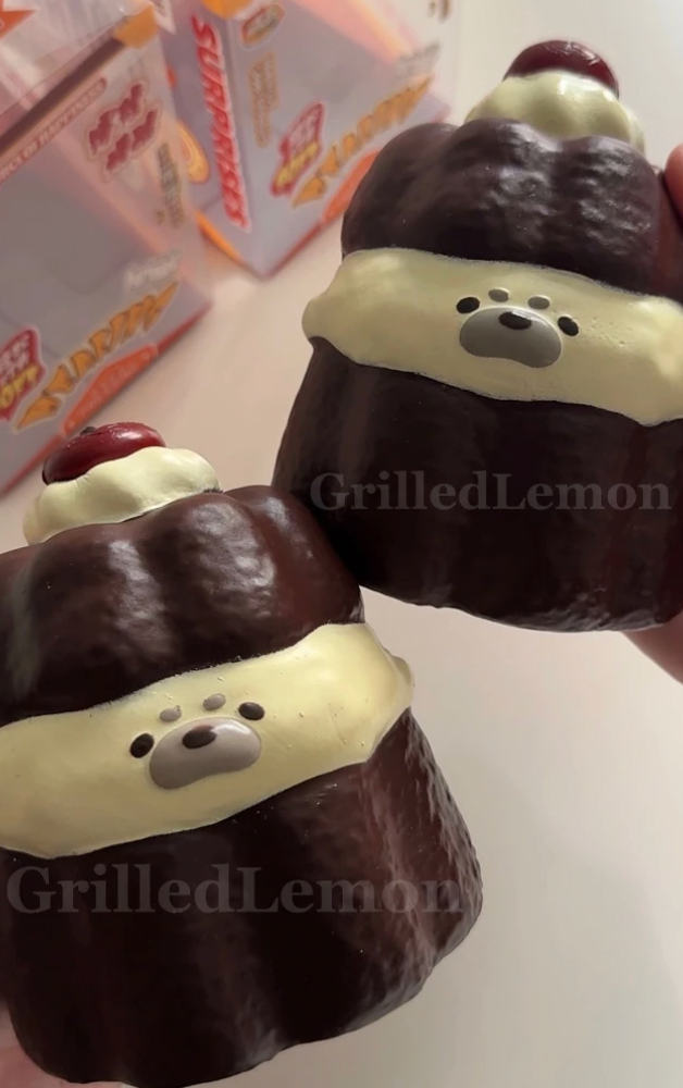 Jumbo Seal Pudding Cherry Cream Canele Squishy