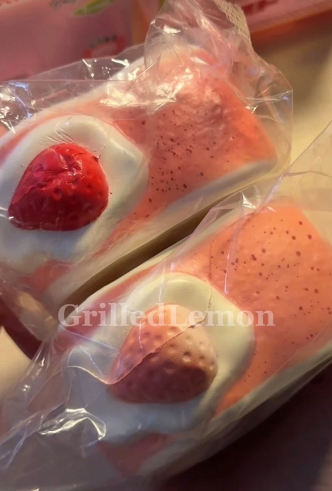 Fluffy RedNose Strawberry Pink Milk Toast Squishy