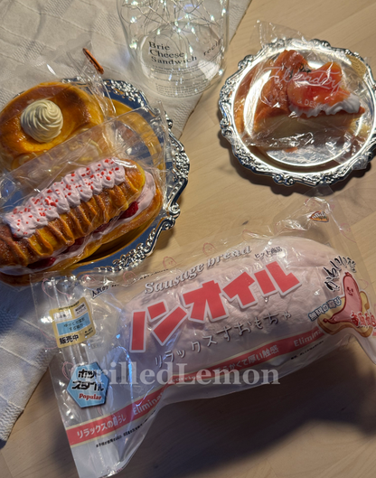 2 Flavours! Fluffy Realistic Sausage Bread Roll Squishy