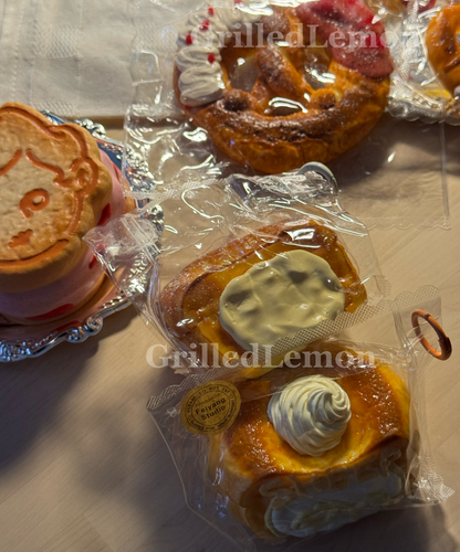Jumbo Realistic Soft Custard Cream Tart Taba Squishy