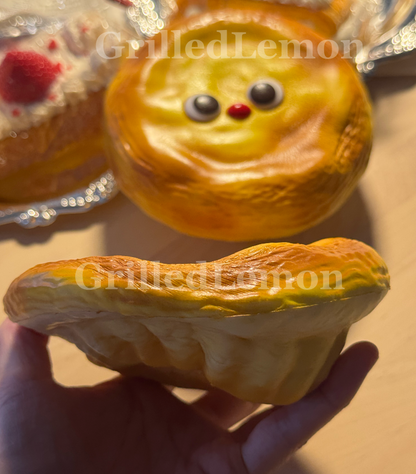 Jumbo Realistic RedNose Creamy Egg Tart Squishy