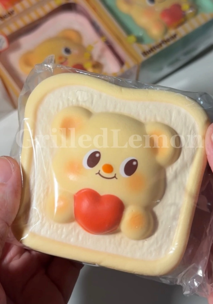 Molynk x Butterbear Squishy - ButterBear Heart Thick Toast Squishy