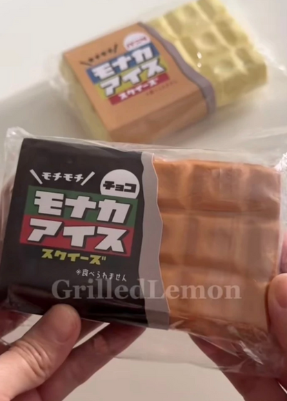 2 Flavours! Realistic Thick Fluffy Ice-Cream Wafer Biscuit Squishy