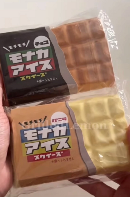 2 Flavours! Realistic Thick Fluffy Ice-Cream Wafer Biscuit Squishy