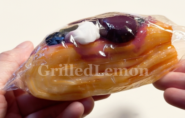 Blackcurrent Mille-Feuille Pastry Taba Squishy