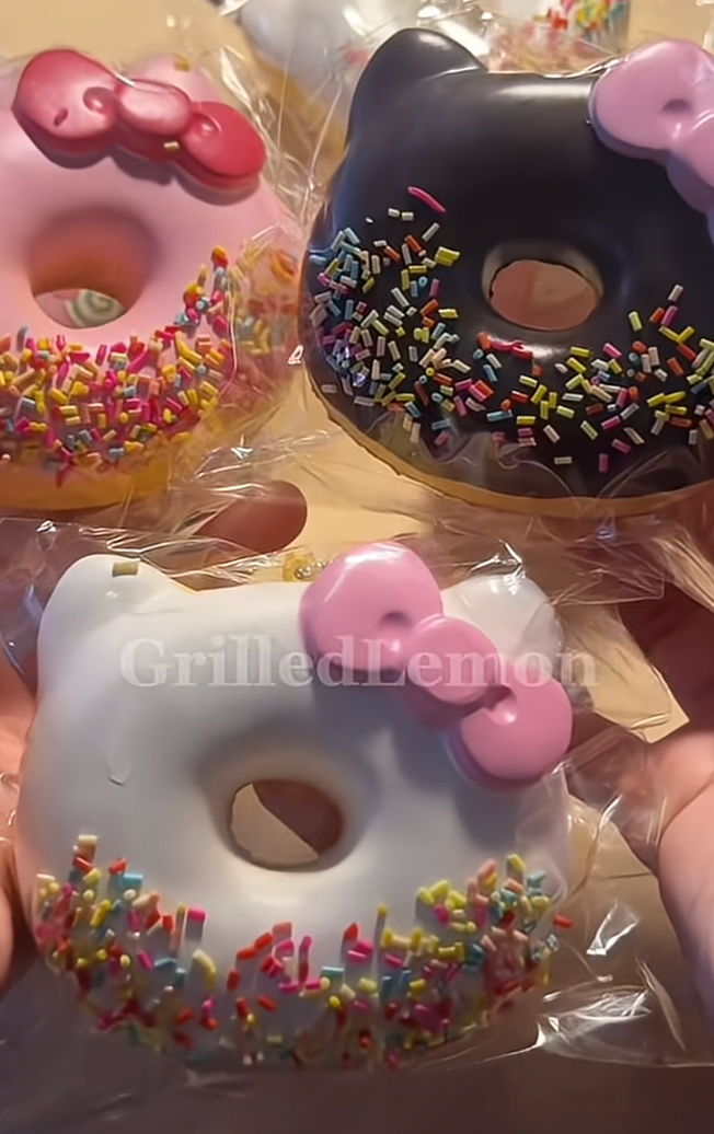 Japan Sanrio Cafe Hello Kitty Sprinkled Doughnut