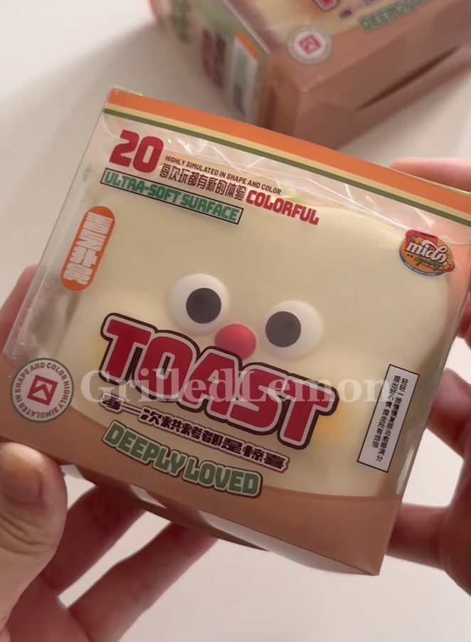 2 Colours! RedNose BLT Sandwich Toast Bread Squishy