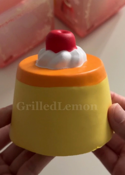 2 Flavours! Thick Banana Strawberry Cherry Cream Pudding Squishy